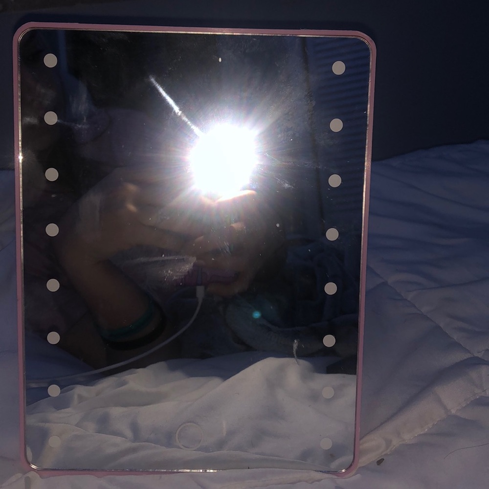 Led mirror